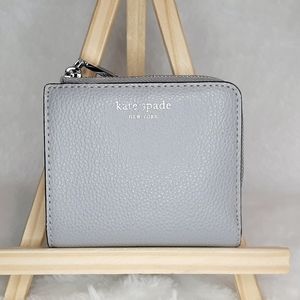 🎀 Kate Spade eva bifold wallet